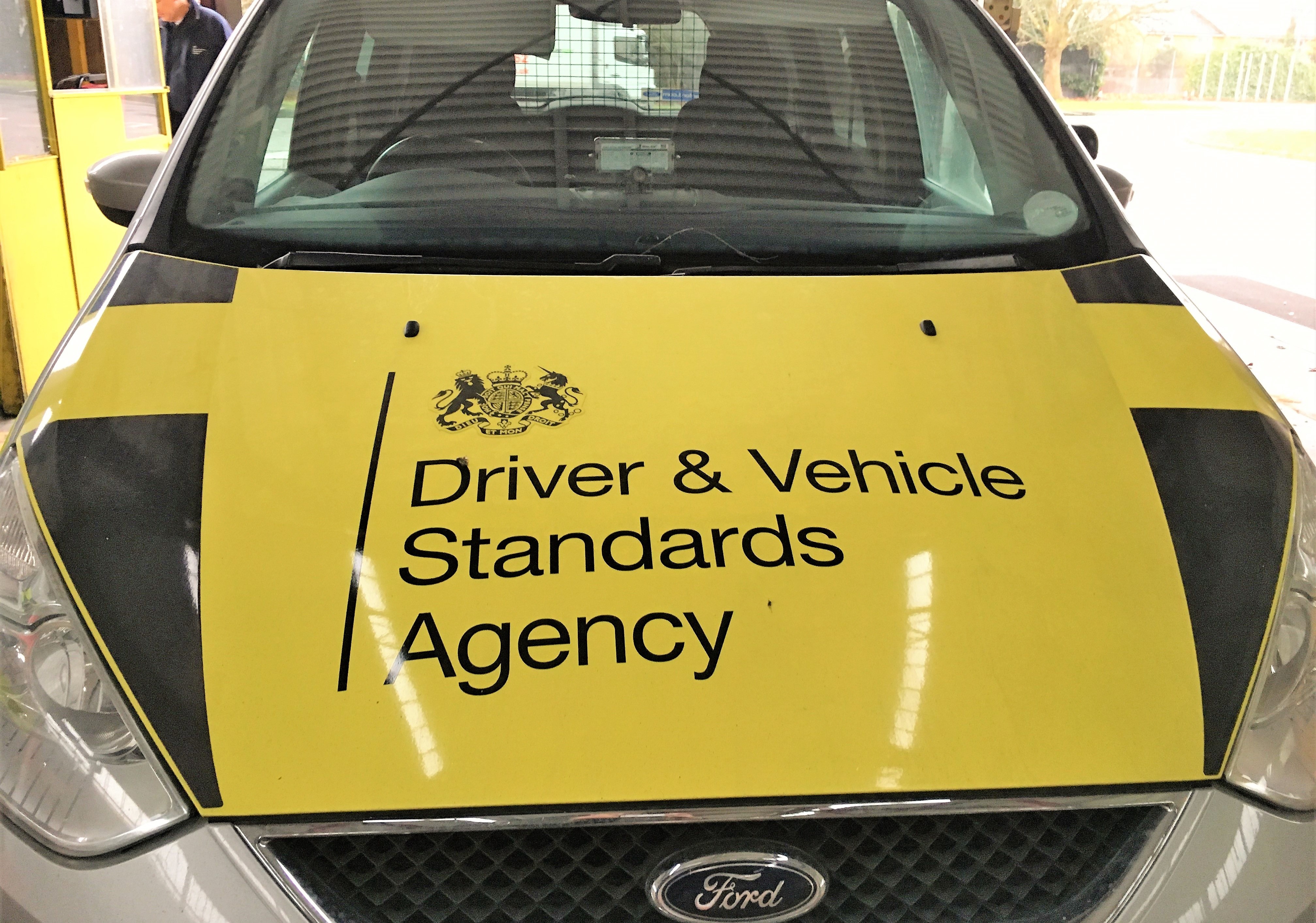MOT Stations to Remain Open Despite National Lockdown | Smith Bowyer Clarke